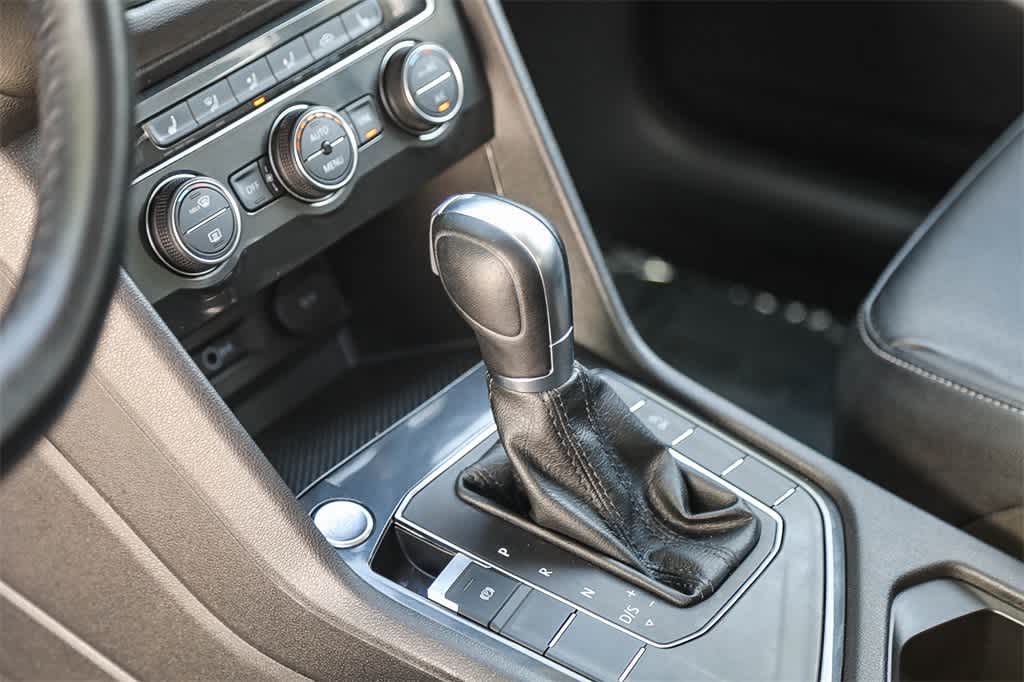 Thumbnail: 2019 Volkswagen Tiguan - 19