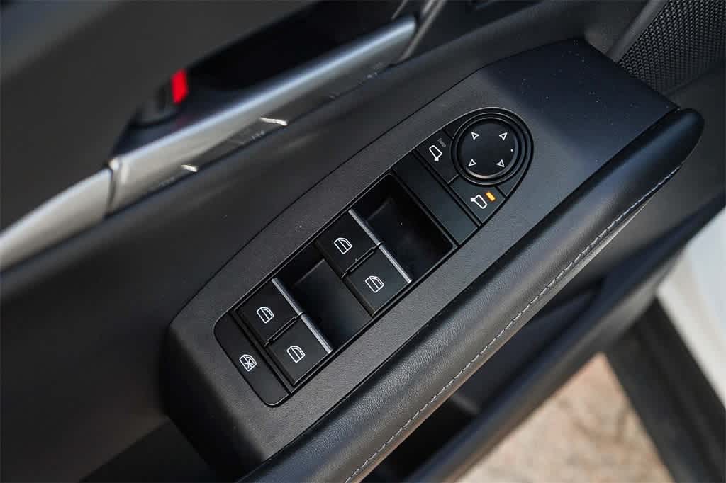 Thumbnail: 2022 Mazda CX-30 - 21