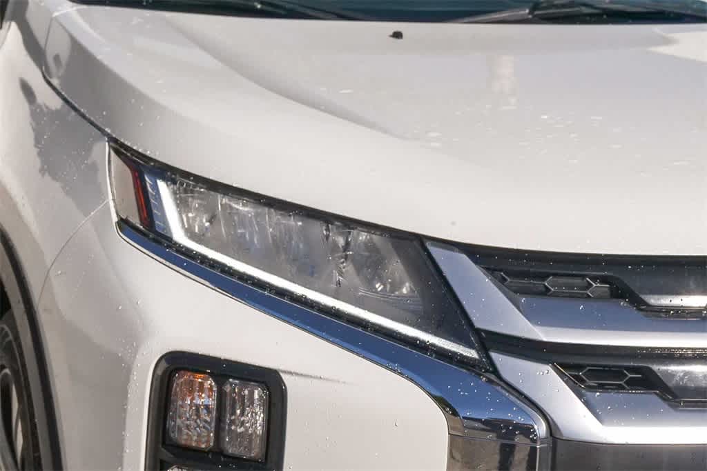 Thumbnail: 2021 Mitsubishi Outlander Sport - 5