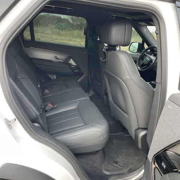 Thumbnail: 2025 Land Rover Range Rover Sport - 25