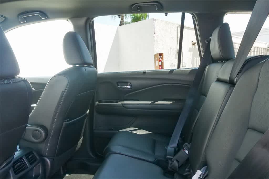 Thumbnail: 2021 Honda Passport - 16