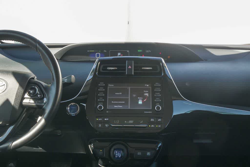 Thumbnail: 2022 Toyota Prius - 11