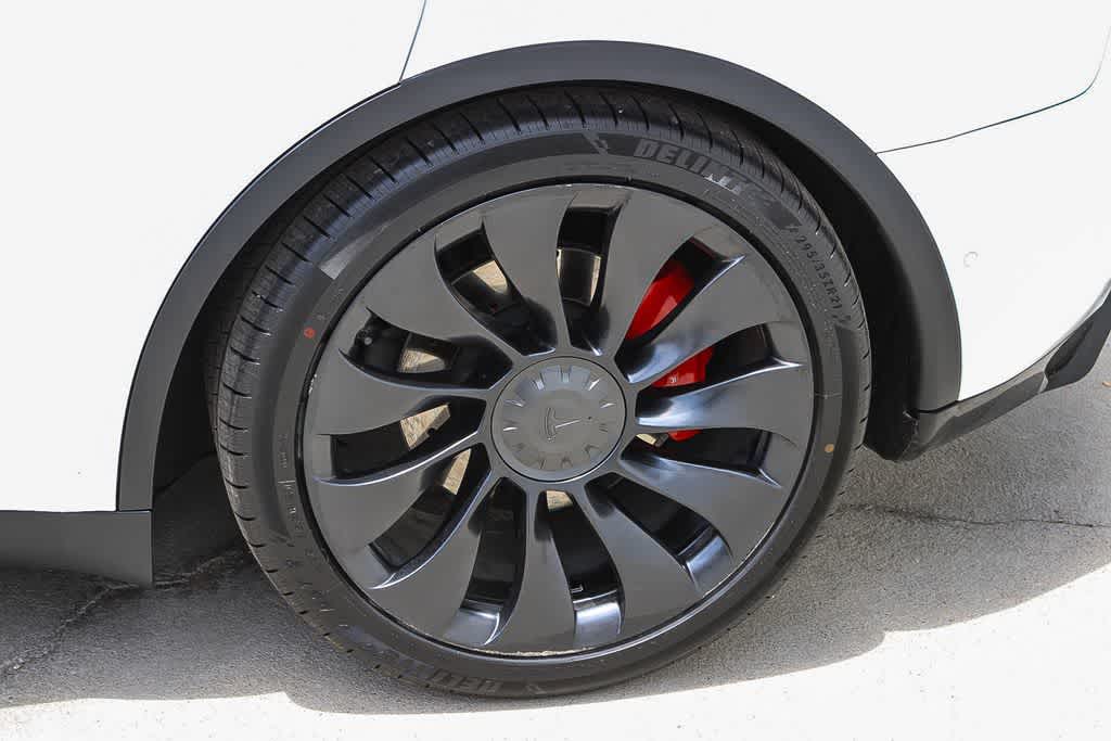 Thumbnail: 2022 Tesla Model Y - 6