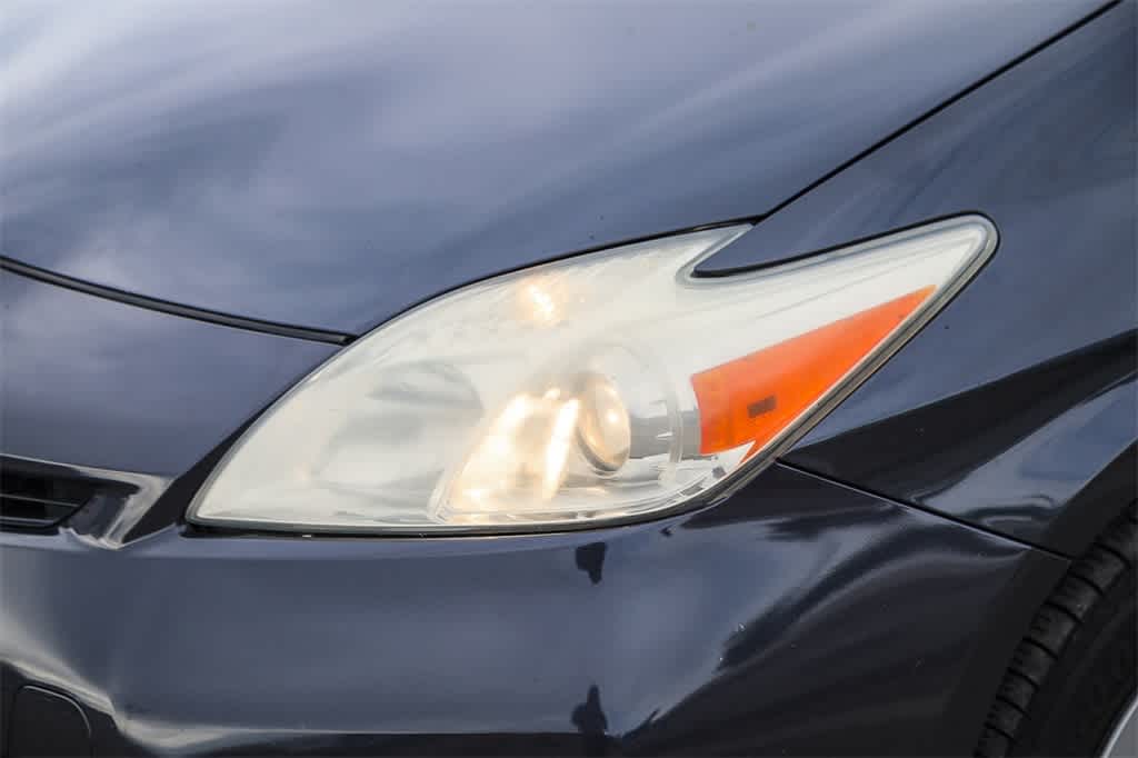 Thumbnail: 2015 Toyota Prius - 7