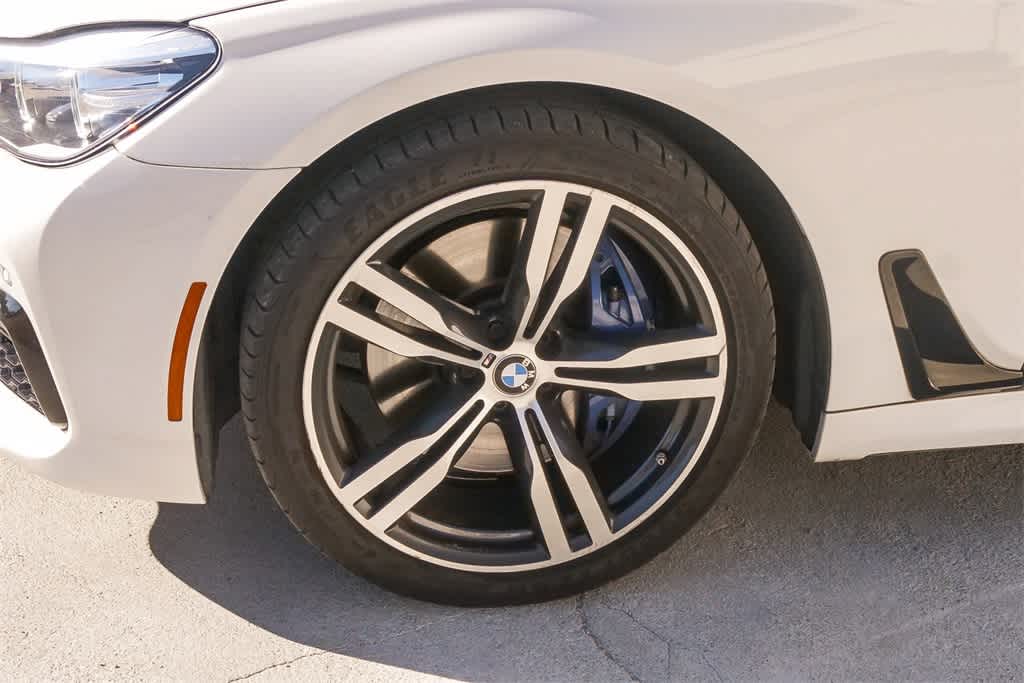 Thumbnail: 2018 BMW 7 Series - 5