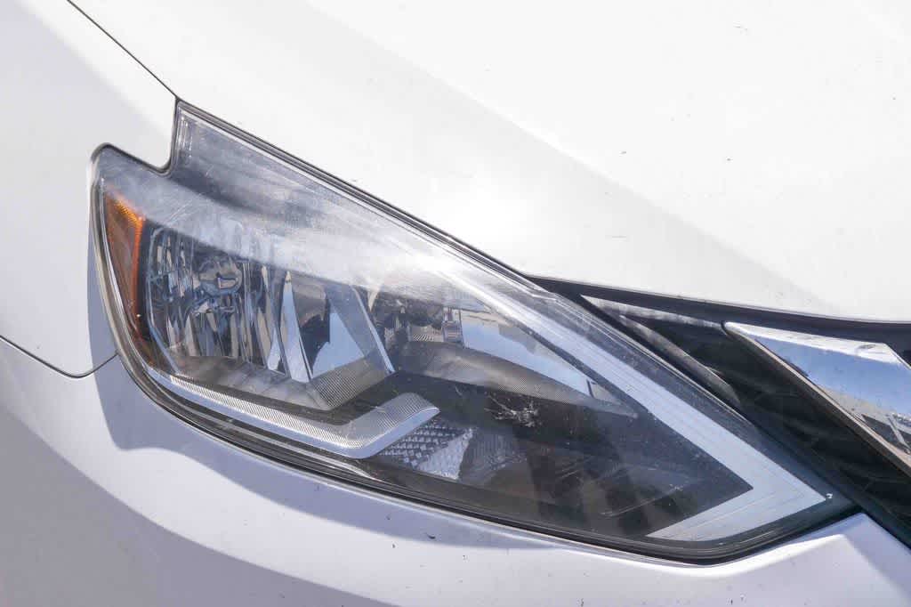Thumbnail: 2019 Nissan Sentra - 4