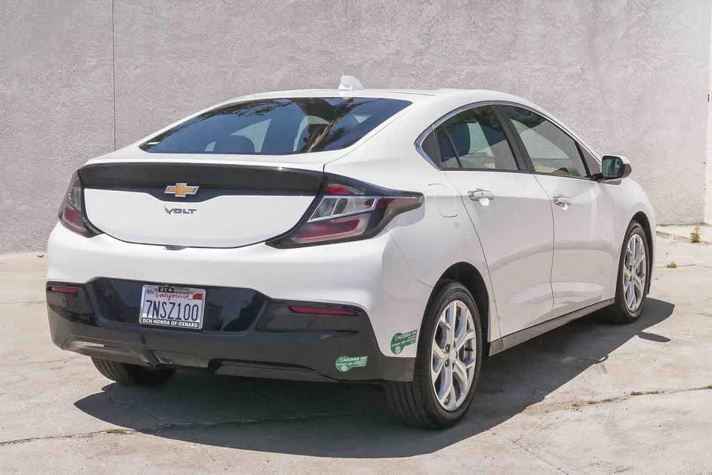 Thumbnail: 2016 Chevrolet Volt - 9