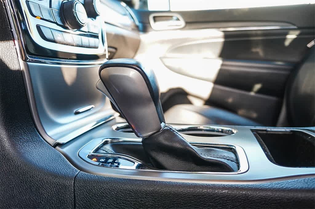 Thumbnail: 2020 Jeep Grand Cherokee - 25