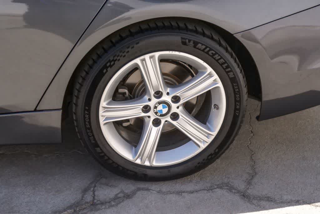 Thumbnail: 2013 BMW 3 Series - 6