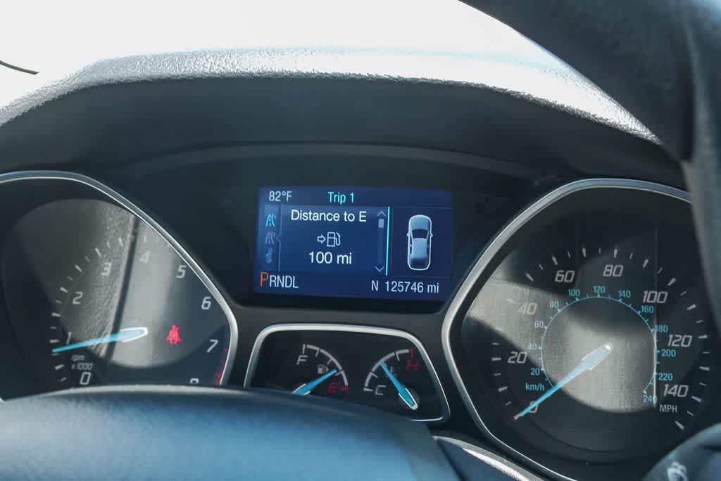 Thumbnail: 2014 Ford Focus - 21