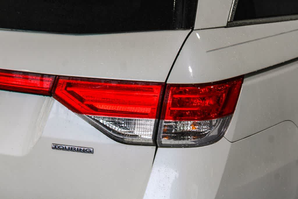 Thumbnail: 2014 Honda Odyssey - 10