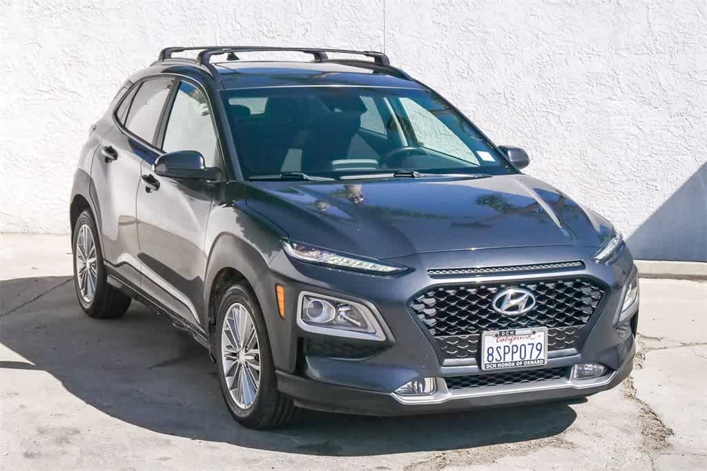 2020 Hyundai Kona SEL Plus photo 2