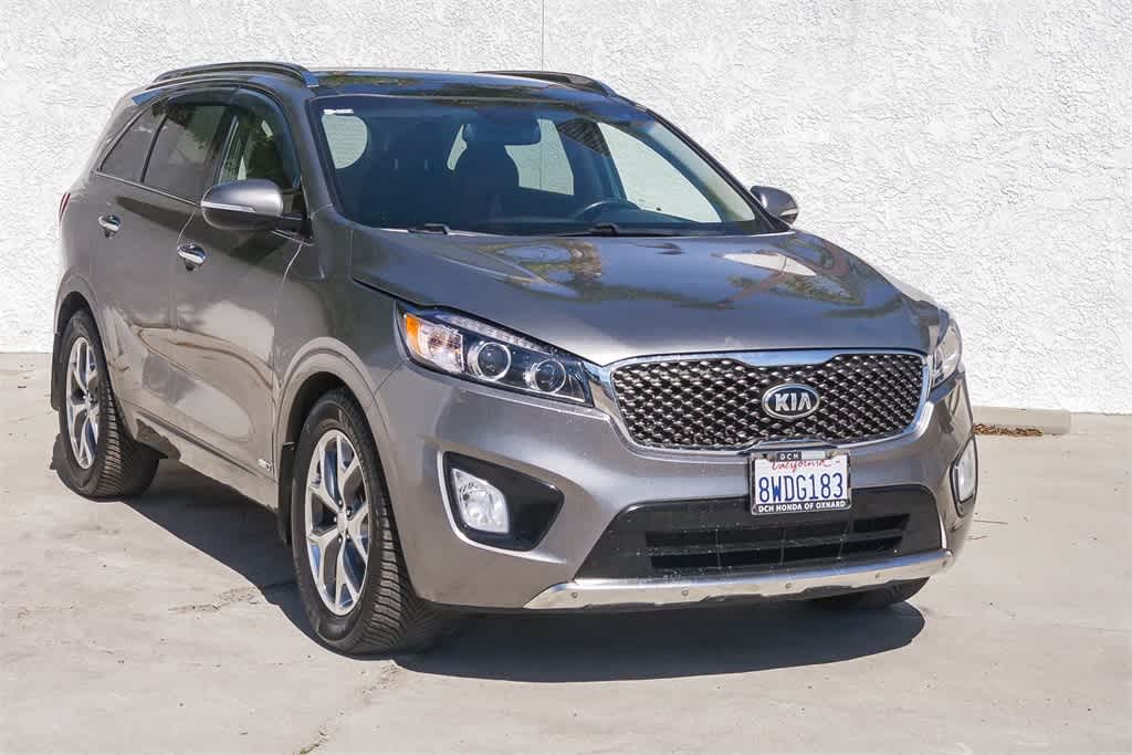Thumbnail: 2018 Kia Sorento - 3