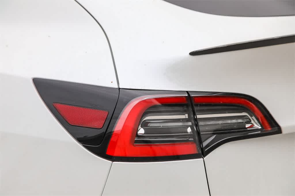 Thumbnail: 2020 Tesla Model Y - 10