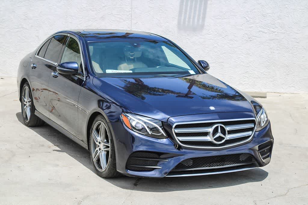 Thumbnail: 2017 Mercedes-Benz E-Class - 3