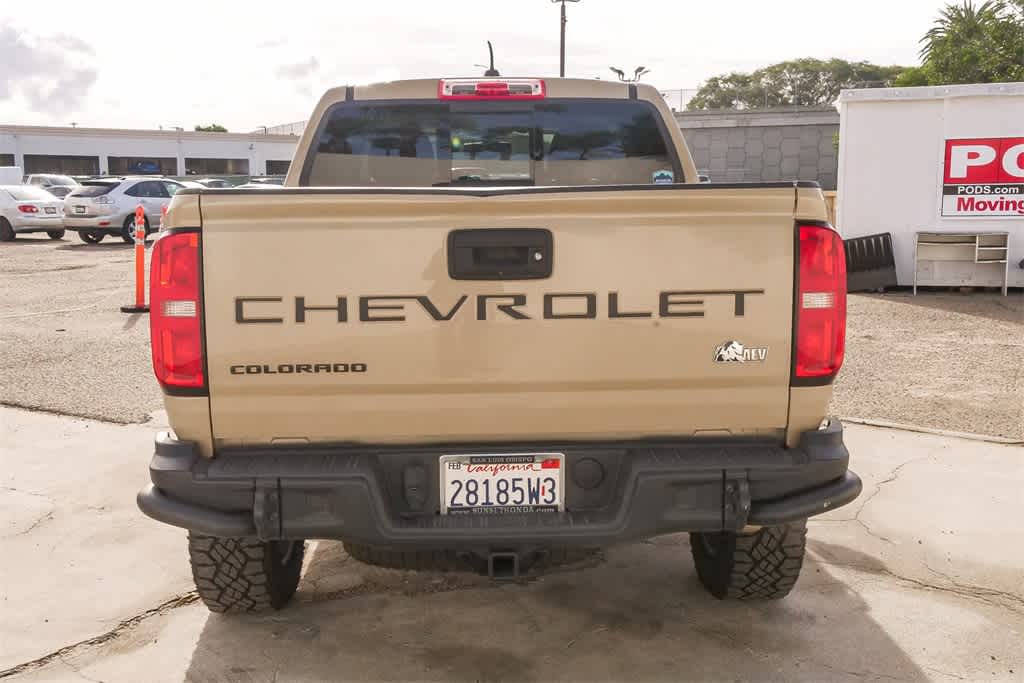 Thumbnail: 2022 Chevrolet Colorado - 8