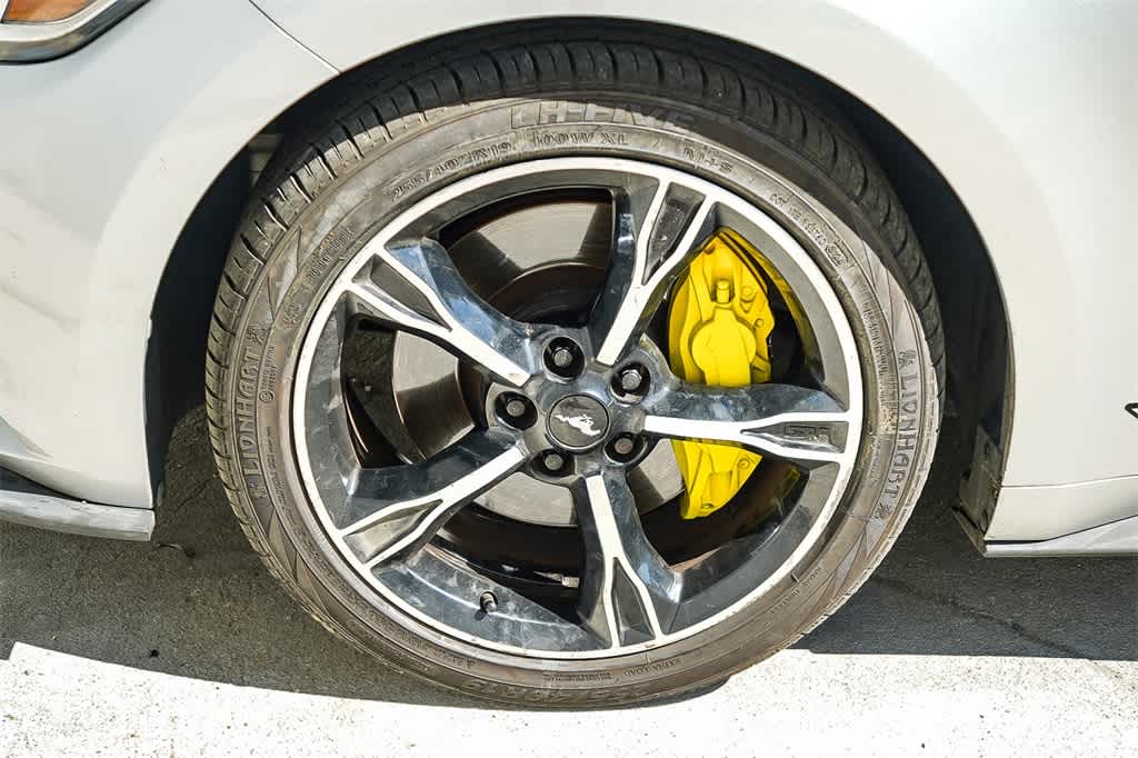 Thumbnail: 2016 Ford Mustang - 10