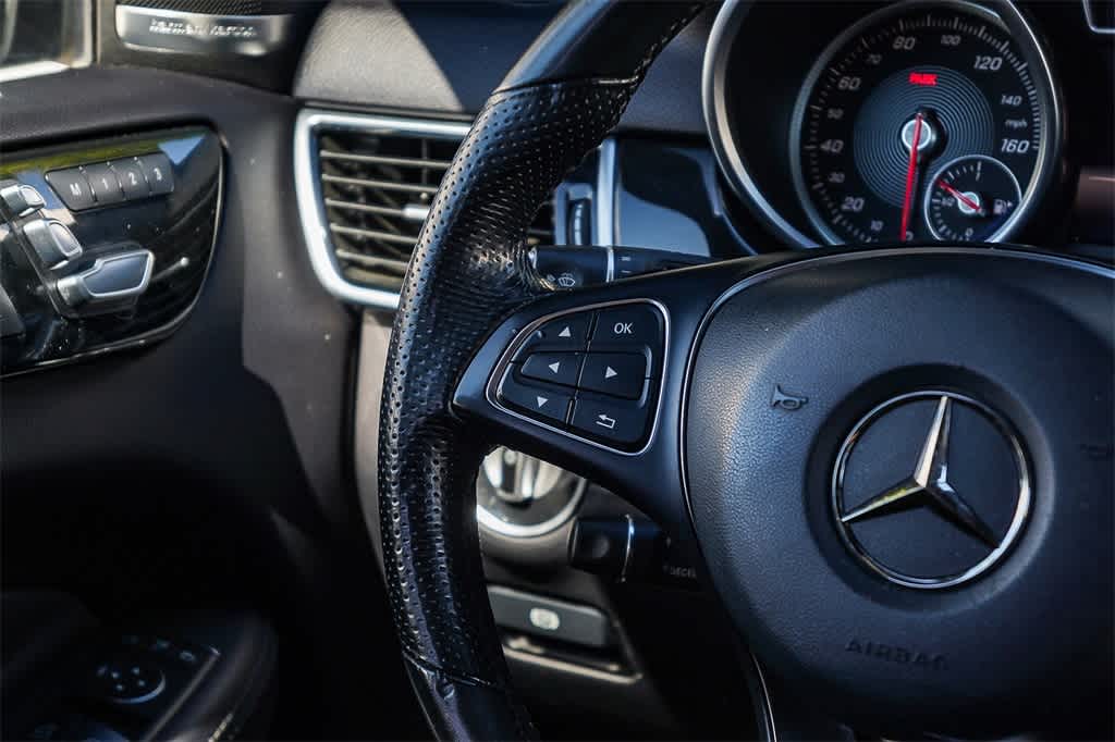 Thumbnail: 2017 Mercedes-Benz GLE - 16