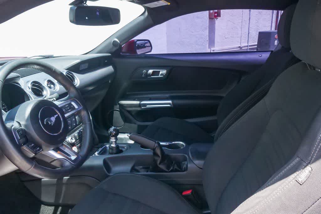 Thumbnail: 2017 Ford Mustang - 15