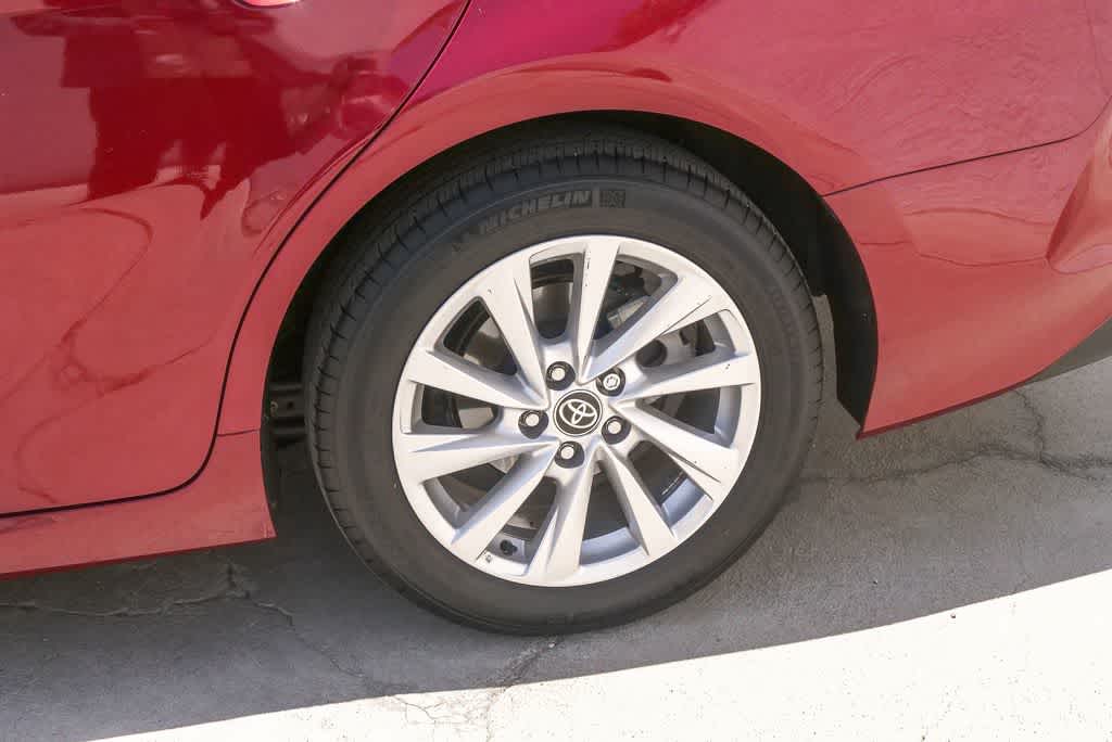 Thumbnail: 2021 Toyota Camry - 6