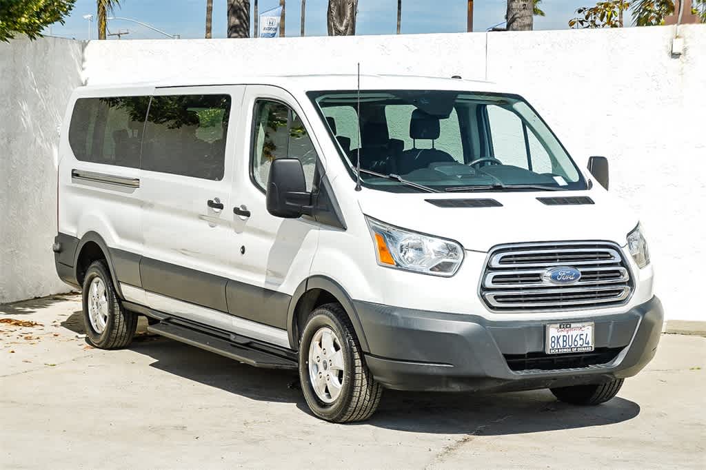 Thumbnail: 2018 Ford Transit Series - 3