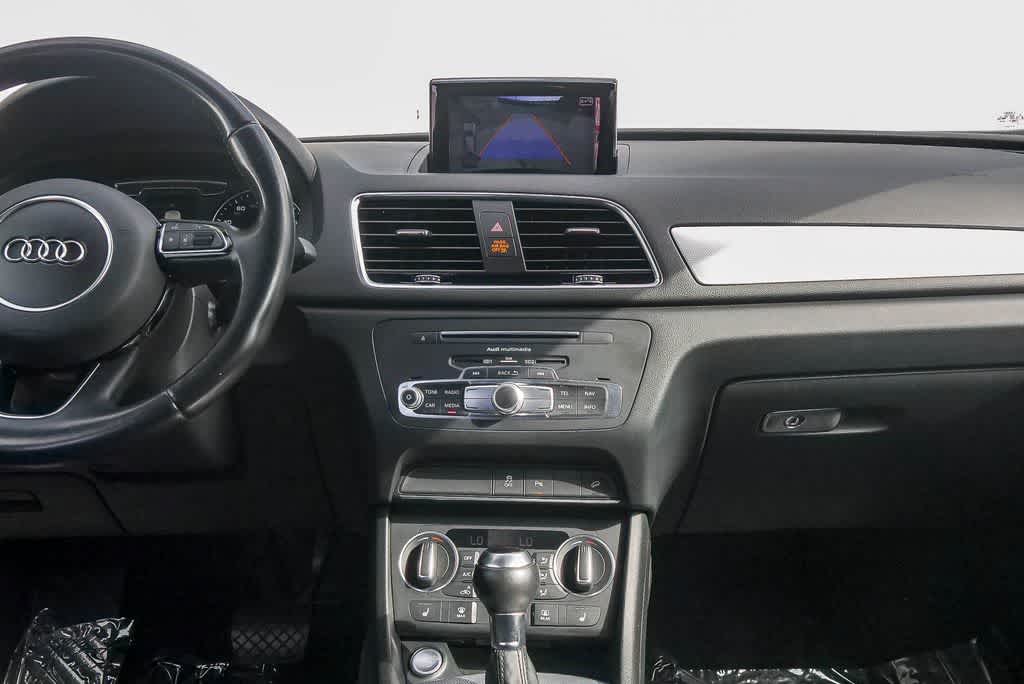 Thumbnail: 2016 Audi Q3 - 12