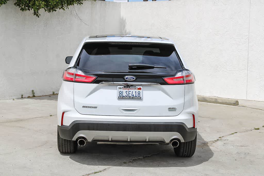 Thumbnail: 2019 Ford Edge - 8