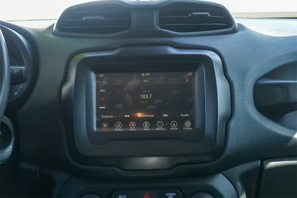 Thumbnail: 2018 Jeep Renegade - 13