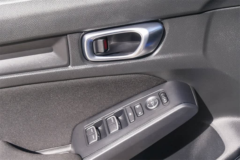 Thumbnail: 2023 Honda Civic - 18