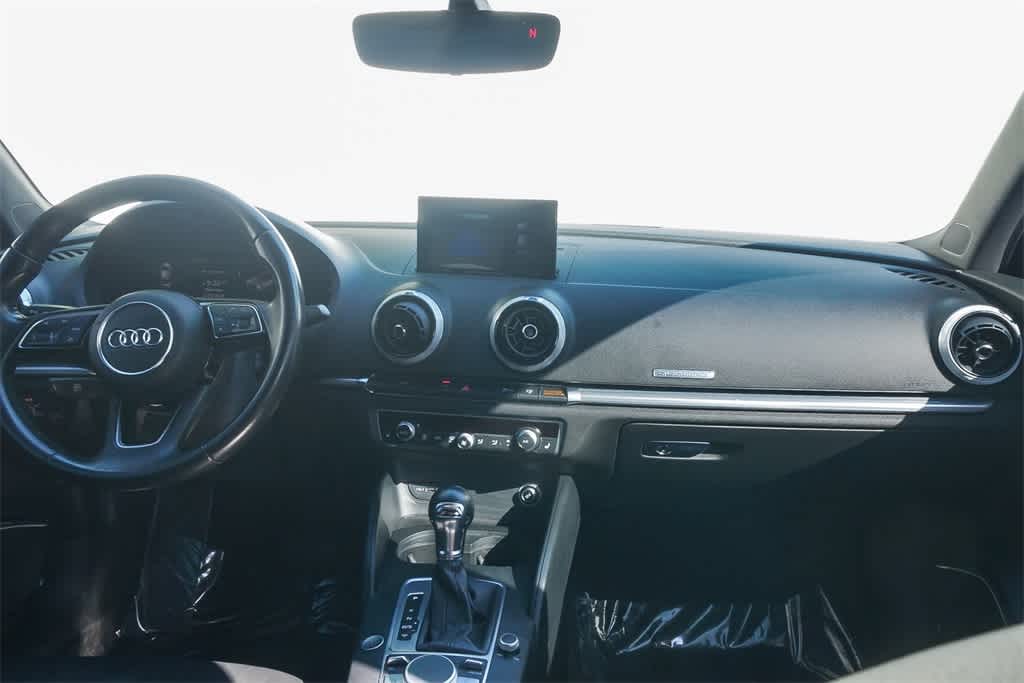 Thumbnail: 2017 Audi A3 - 12