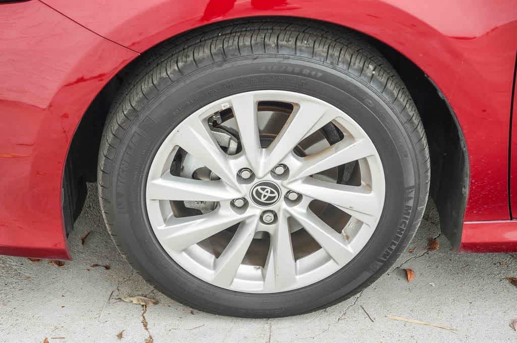 Thumbnail: 2021 Toyota Camry - 10