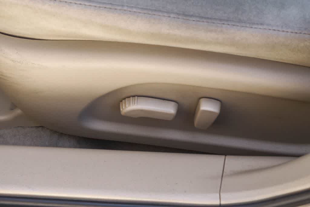 Thumbnail: 2013 Nissan Altima - 19