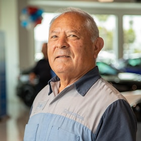 Staff member Jose Luis Chavez Alcalá from 43817803a158