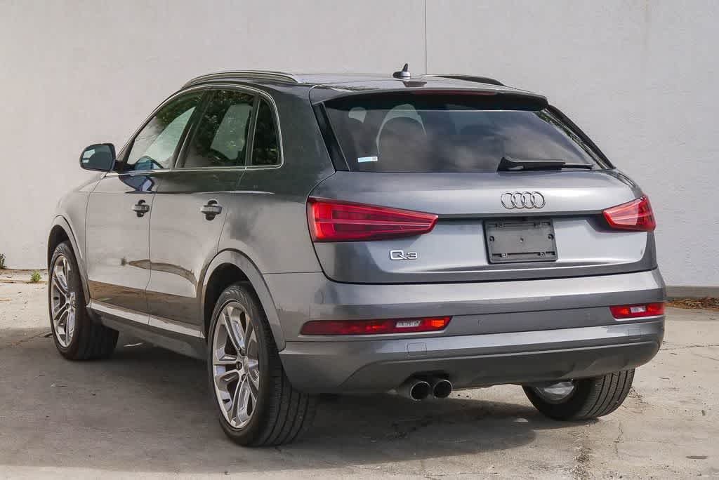 Thumbnail: 2016 Audi Q3 - 9