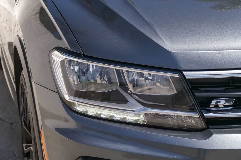 Thumbnail: 2020 Volkswagen Tiguan - 3