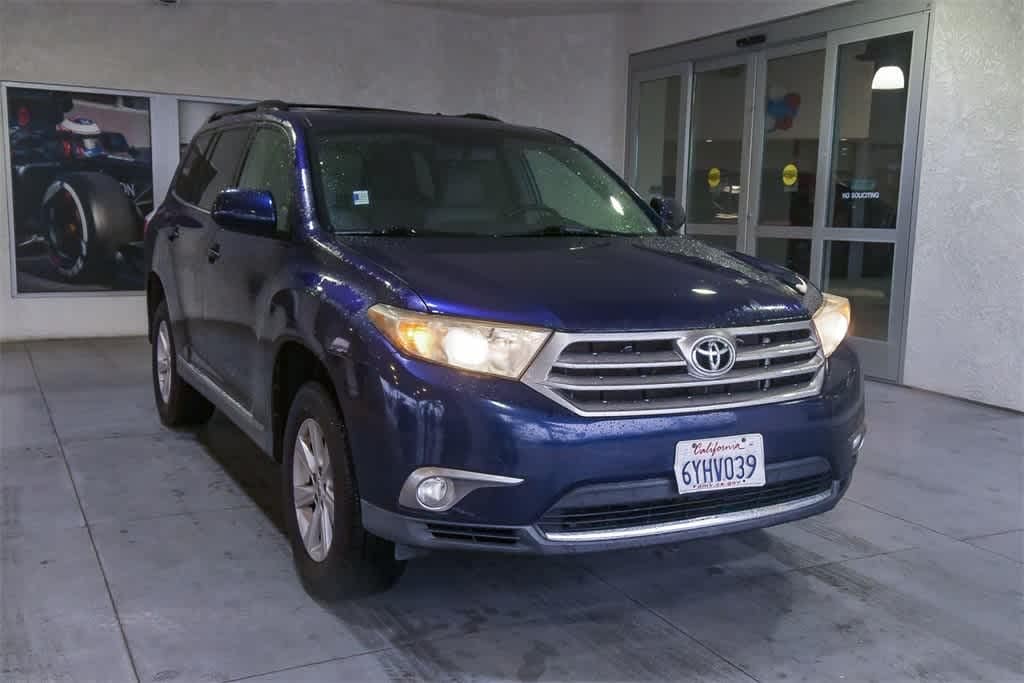 Used 2013 Toyota Highlander SE SUV