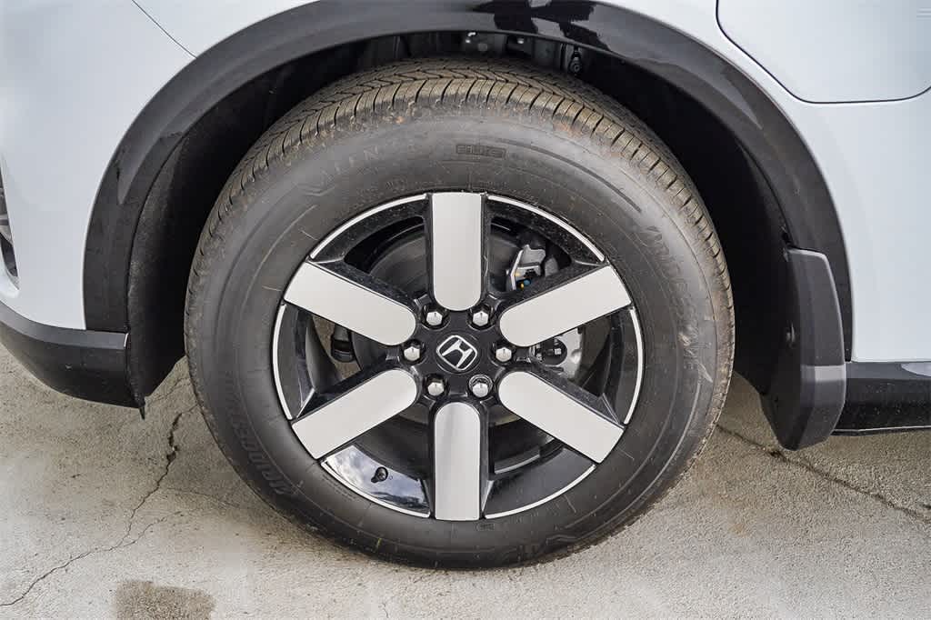 Thumbnail: 2026 Honda Prologue - 10