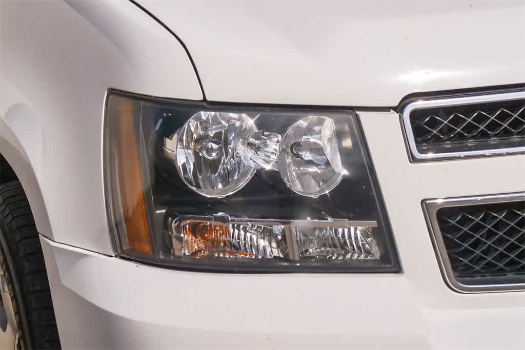 Thumbnail: 2013 Chevrolet Suburban - 5