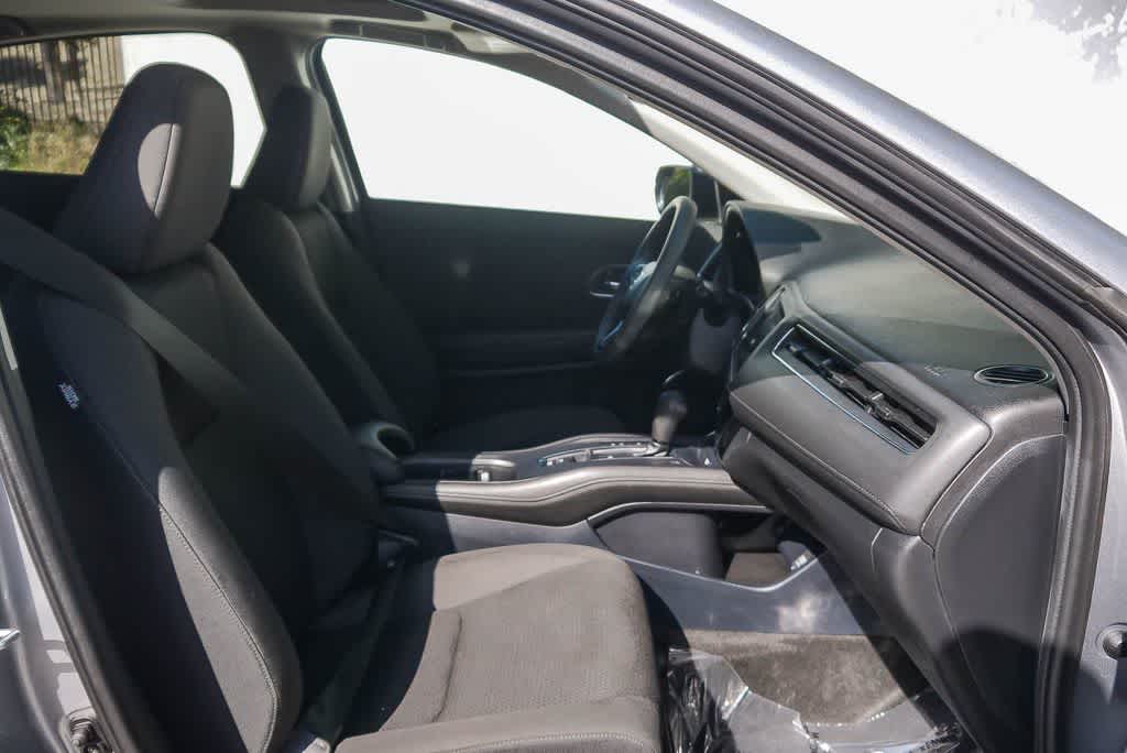 Thumbnail: 2022 Honda HR-V - 16