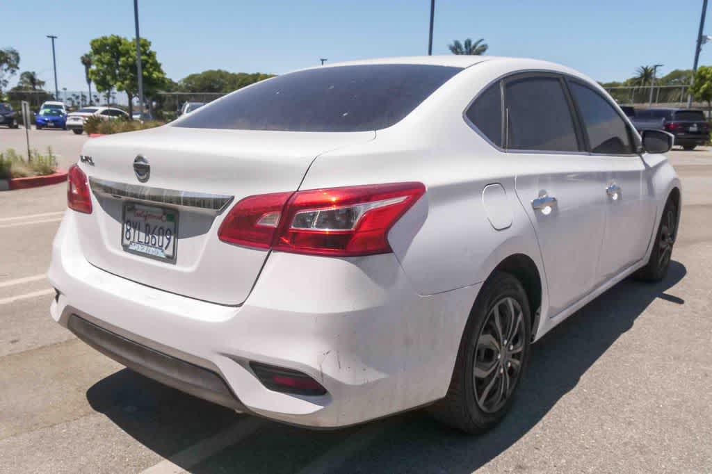 Thumbnail: 2019 Nissan Sentra - 9