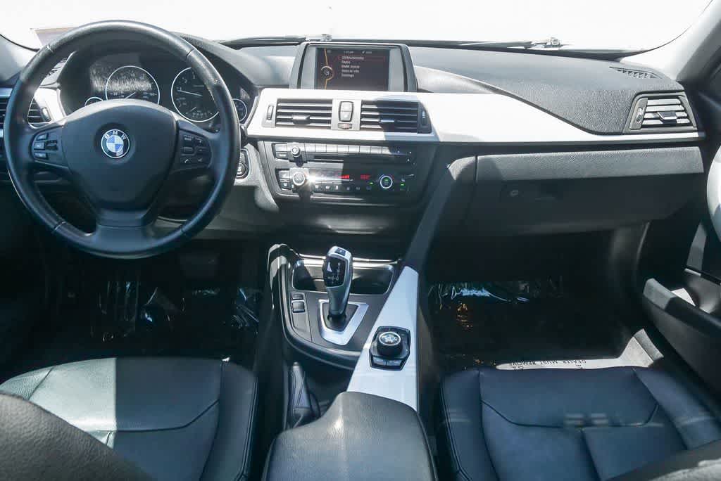 Thumbnail: 2013 BMW 3 Series - 11