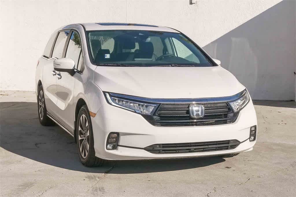2024 Honda Odyssey EX-L photo 3