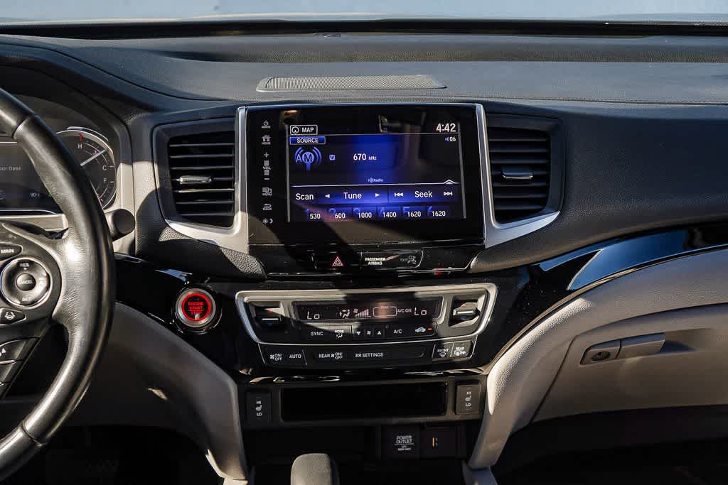 Thumbnail: 2018 Honda Ridgeline - 12