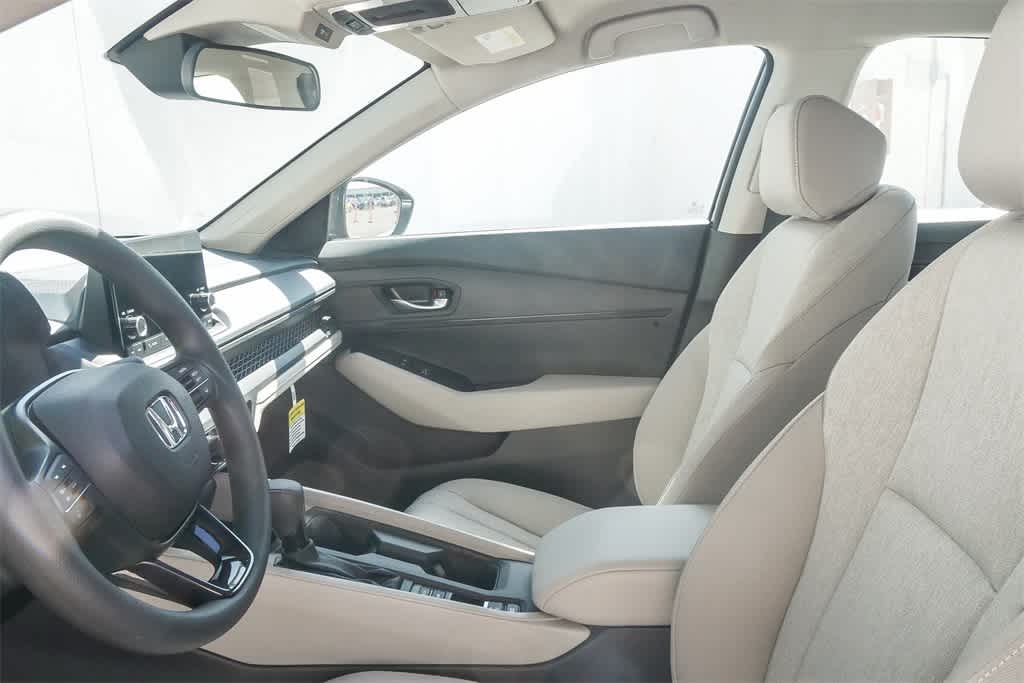 Thumbnail: 2025 Honda Accord - 19