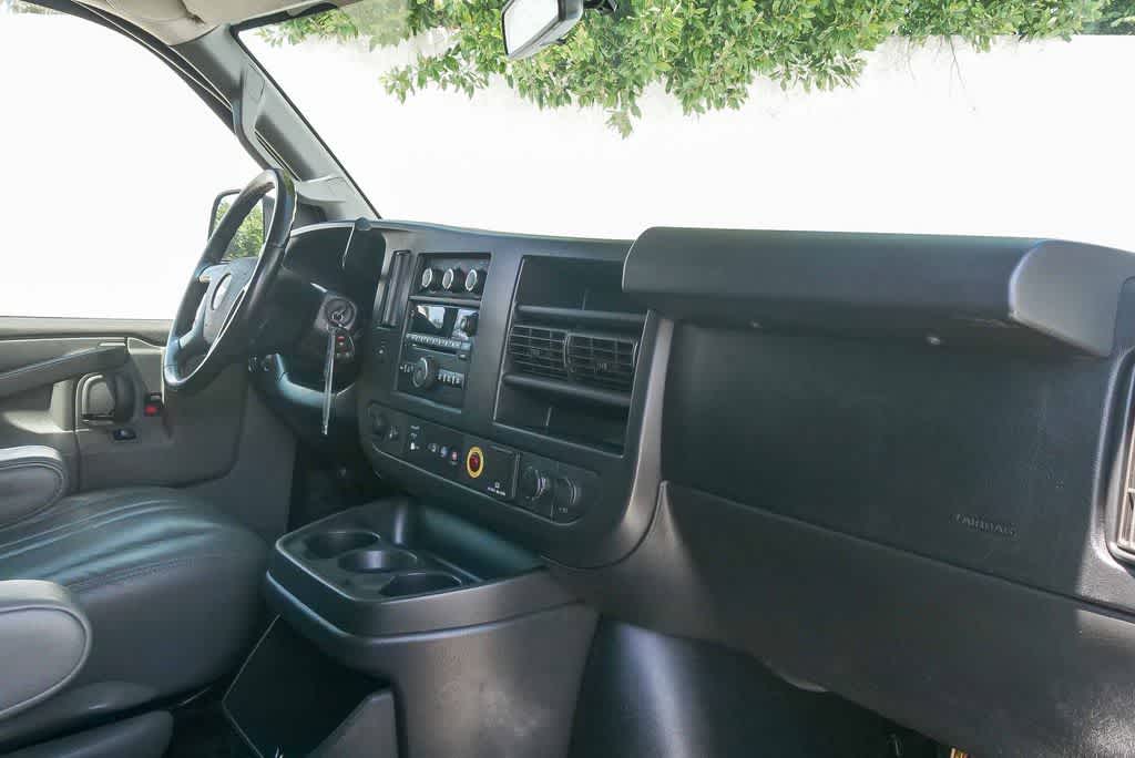 Thumbnail: 2018 Chevrolet Express - 11