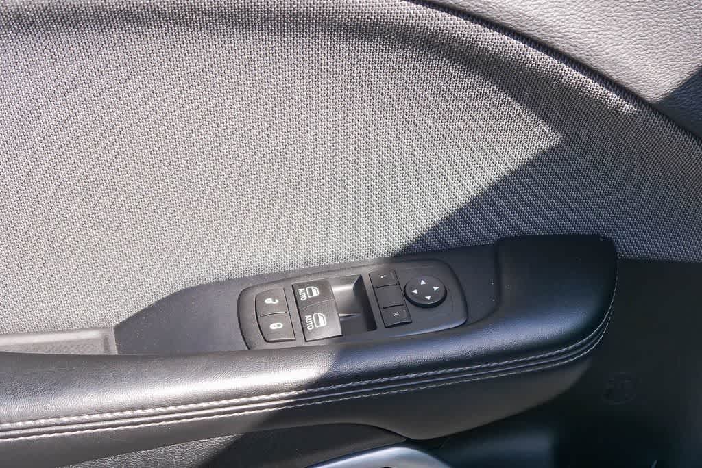 Thumbnail: 2016 Dodge Challenger - 16