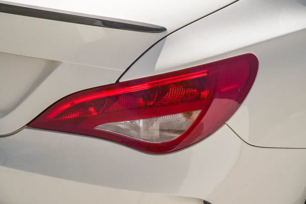 Thumbnail: 2018 Mercedes-Benz CLA - 10