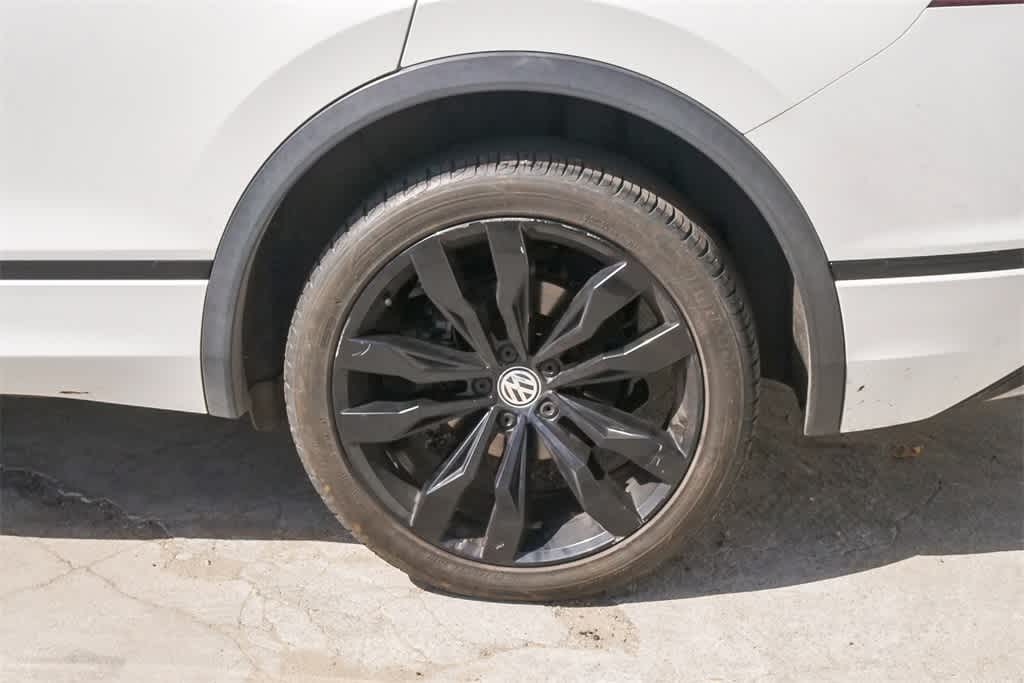 Thumbnail: 2020 Volkswagen Tiguan - 6