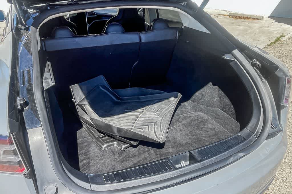 Thumbnail: 2013 Tesla Model S - 22