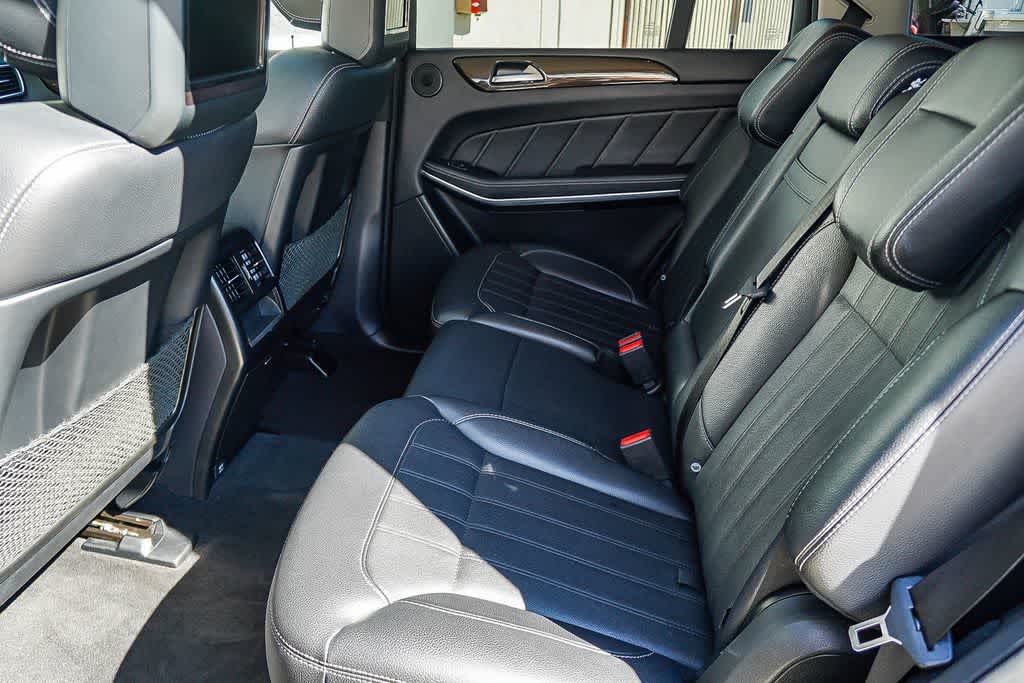 Thumbnail: 2014 Mercedes-Benz GL-Class - 21